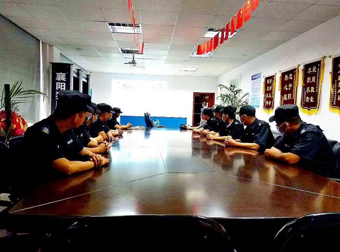 襄陽安保禮儀到底有沒有必要？聽說保安素質(zhì)都很低下？錯！大錯特錯！