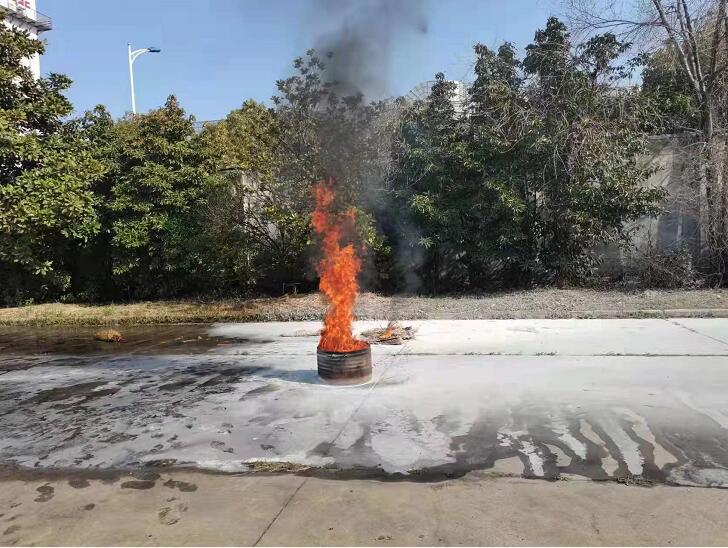 當(dāng)發(fā)生不同的突發(fā)事件的時(shí)候，保安人員是這樣應(yīng)對(duì)的