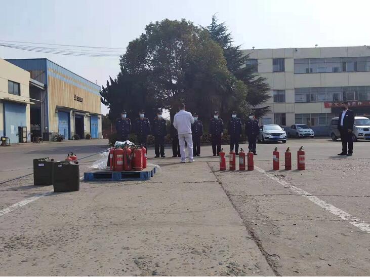 獵鷹保安公司積極組織，開展消防實戰(zhàn)演練，防患于未“燃”
