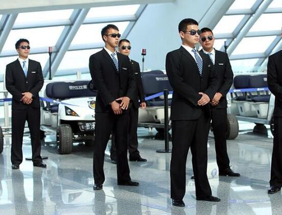 私人保鏢為何發(fā)展如此迅速，襄陽獵鷹保安告訴您？