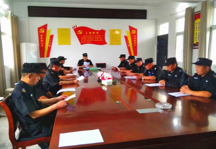 開(kāi)展安保技能培訓(xùn) 筑牢校園安全壁壘