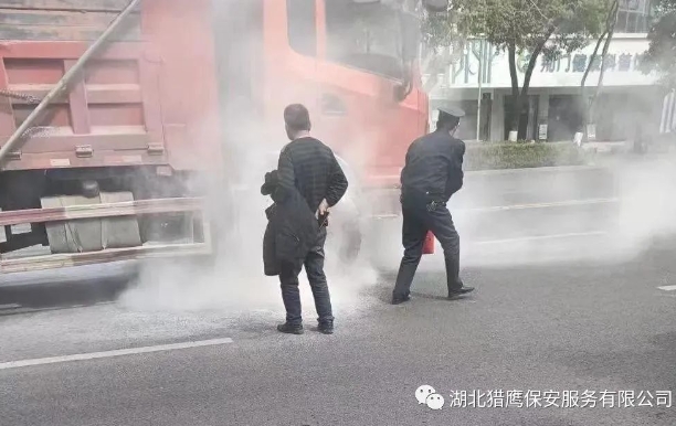 當(dāng)保安人員提供門(mén)衛(wèi)服務(wù)的時(shí)候，這2點(diǎn)要注意！